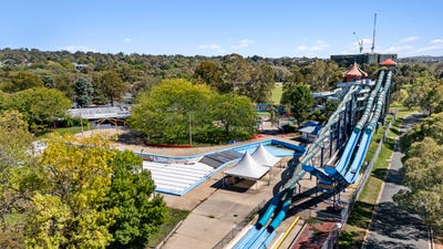 /international/au/big-splash-2-catchpole-street-macquarie-act-505165008/
