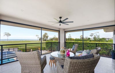 /international/au/2-pavilion-court-burrum-heads-qld-148403232/