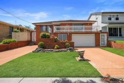 /international/au/17-pindari-road-peakhurst-heights-nsw-152699956/