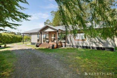 /international/au/11-west-bridge-road-glenburn-vic-152709108/
