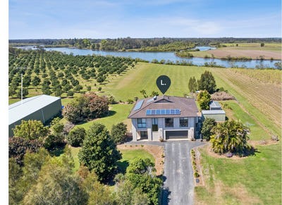 /international/au/7-middle-road-palmers-island-nsw-700427088/