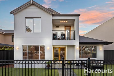 /international/au/223-ocean-keys-boulevard-clarkson-wa-152555476/