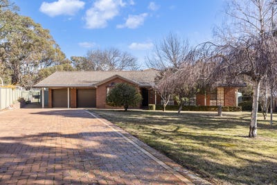 /international/au/7-kara-place-orange-nsw-148505048/
