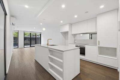 /international/au/g19-81-cooyong-street-reid-act-150675776/