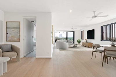 /international/au/2302-580-nerang-broadbeach-road-carrara-qld-150821212/