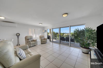 /international/au/25-22-barney-street-barney-point-qld-148750708/