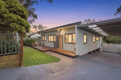 /international/au/5-swan-street-kanwal-nsw-151339168/