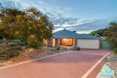/international/au/9-truro-court-yanchep-wa-151350932/