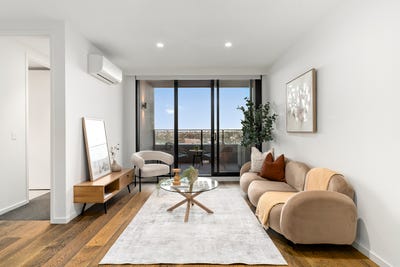 /international/au/613-11-urquhart-street-coburg-vic-152531660/