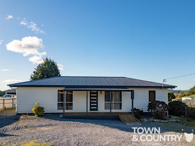 /international/au/28-weld-street-beaconsfield-tas-148720896/