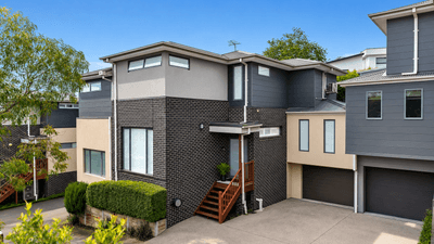 /international/au/4-39-hillside-grove-airport-west-vic-151430760/