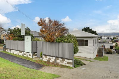 /international/au/145a-derwent-avenue-lindisfarne-tas-151394872/
