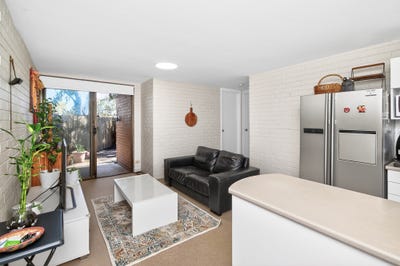 /international/au/13-2-bennelong-place-leederville-wa-151192864/