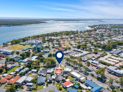 /international/au/1-2-3-24-ferguson-avenue-bongaree-qld-150920312/