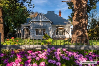 /international/au/210-high-street-nagambie-vic-152366760/