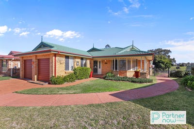/international/au/13-eureka-place-tamworth-nsw-151812332/