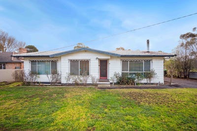 /international/au/11-lismore-road-skipton-vic-148590244/