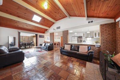 /international/au/214-burrowye-crescent-keilor-vic-151268284/