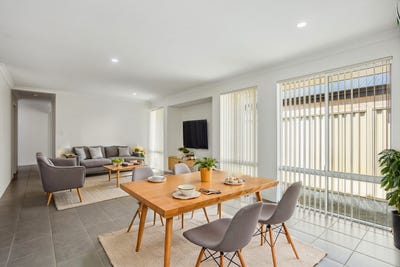 /international/au/43-cedar-way-maddington-wa-148476488/