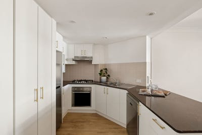 /international/au/13-366-372-sydney-road-balgowlah-nsw-151015216/