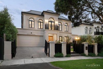 /international/au/14-william-street-box-hill-vic-146352860/