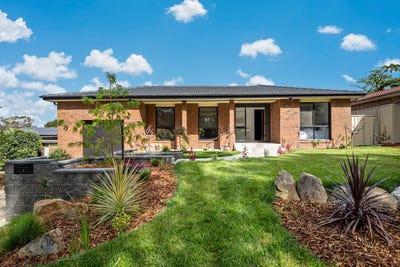 /international/au/10-emerton-street-evatt-act-150653964/