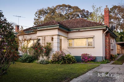 /international/au/27-culliton-road-camberwell-vic-152603136/