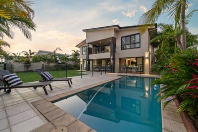 /international/au/20-sunset-place-jacobs-well-qld-148671232/?lang=en
