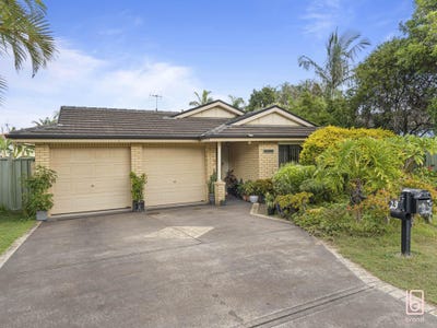 /international/au/23-lady-laurel-drive-blue-haven-nsw-151118880/
