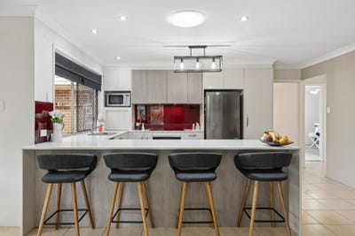 /international/au/11-liaw-close-boondall-qld-152216404/