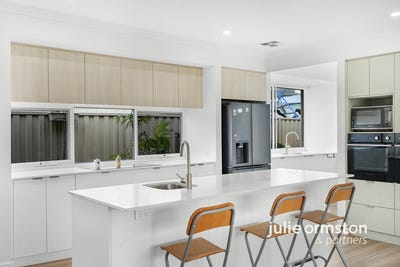 /international/au/10-papaya-road-eglinton-wa-151112704/