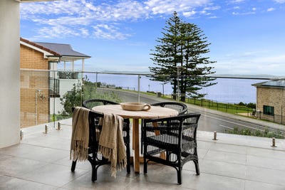 /international/au/25-cliff-avenue-barrack-point-nsw-150403980/
