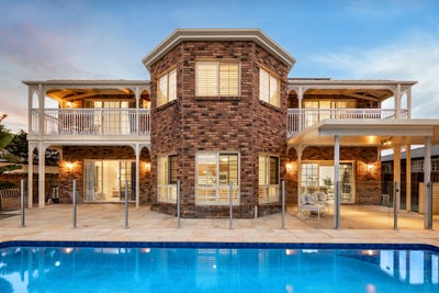 /international/au/69-port-jackson-boulevard-clear-island-waters-qld-151386724/