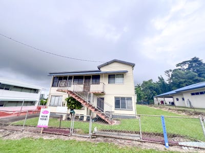 /international/au/7-black-street-tully-qld-150993648/