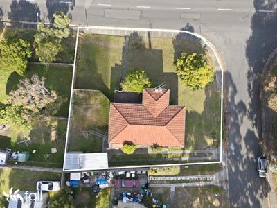 /international/au/231-redwood-road-kingston-tas-151003496/