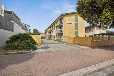 /international/au/7-12-moseley-street-glenelg-sa-152722104/
