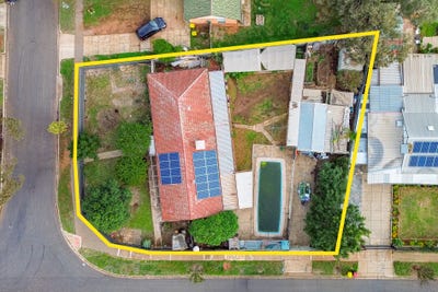 /international/au/17-billing-street-elizabeth-park-sa-151149924/