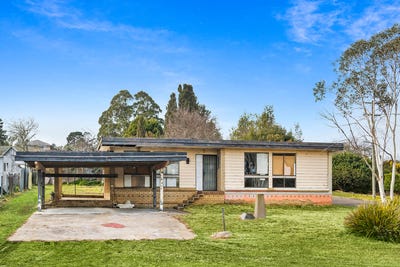 /international/au/16-ball-street-moss-vale-nsw-148326108/?lang=en