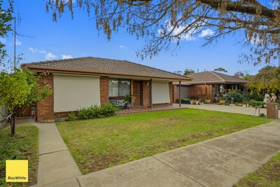 /international/au/61-kerferd-street-tatura-vic-151288576/