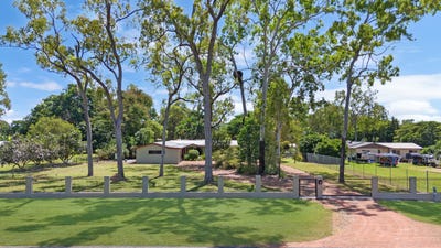 /international/au/98-ring-road-alice-river-qld-150859192/