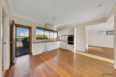 /international/au/7-141-auckland-street-gladstone-central-qld-152079736/
