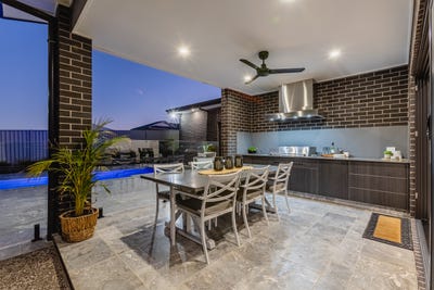 /international/au/15-ferrier-drive-dubbo-nsw-148461488/