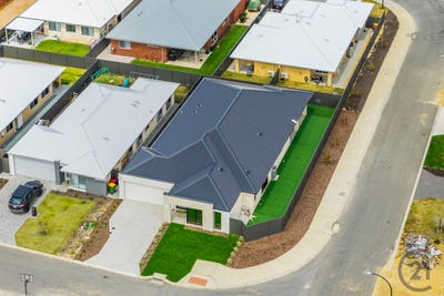 /international/au/11-eliza-way-ravenswood-wa-152598060/