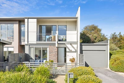 /international/au/32-coast-drive-torquay-vic-148239232/