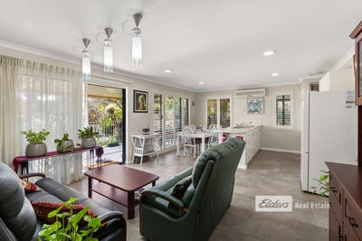 /international/au/1-greenfields-road-harvey-wa-151876444/