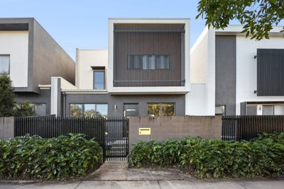 /international/au/8-harmony-boulevard-palmview-qld-151400232/