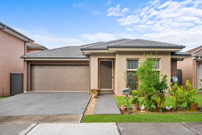 /international/au/20-jubilee-drive-jordan-springs-nsw-151633984/