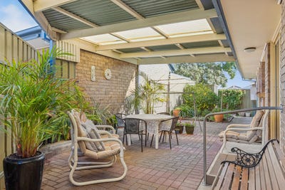 /international/au/1-12-hillview-crescent-south-brighton-sa-151319780/