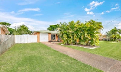 /international/au/7-hilltop-parade-avoca-qld-151129232/