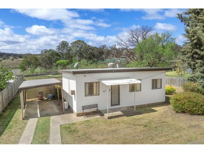 /international/au/207-canambe-street-armidale-nsw-152522936/